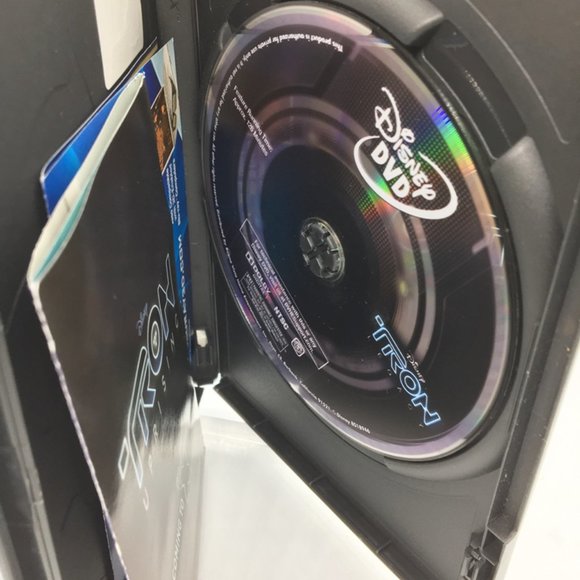 Disney's TRON LEGACY - Picture 5 of 5